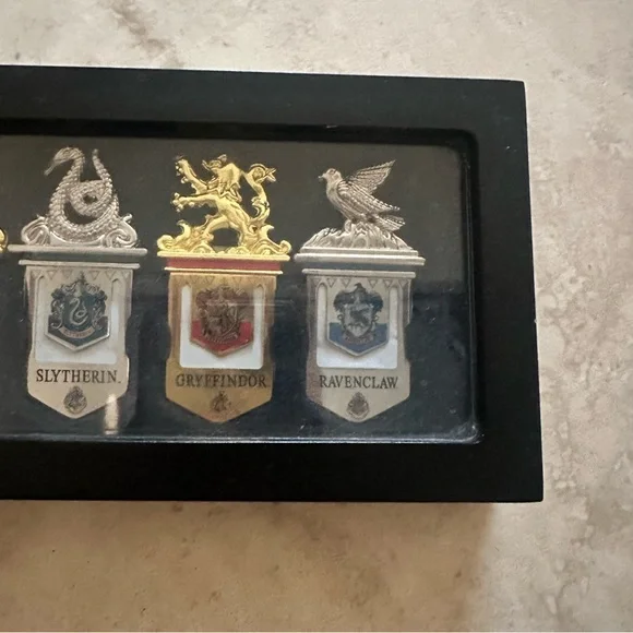 Harry Potter Metal Bookmarks - Picture 3 of 15